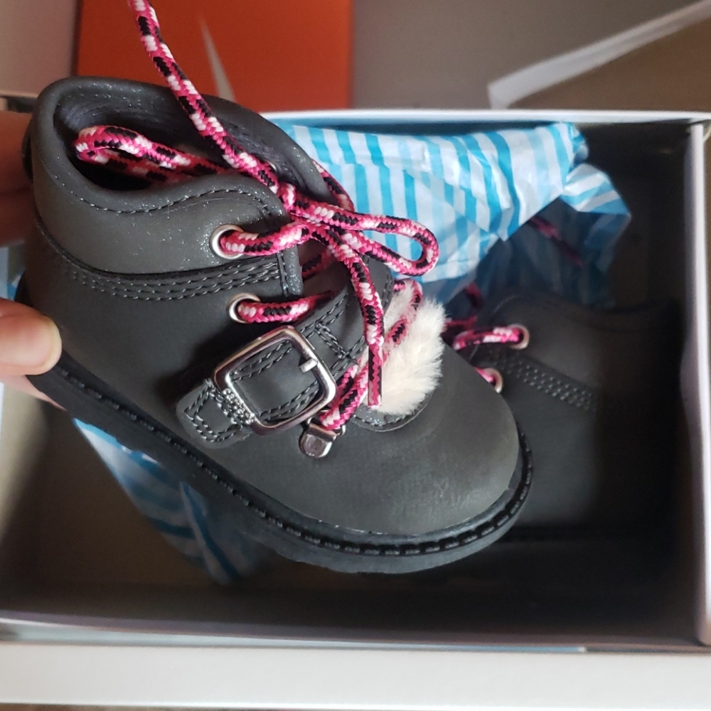Carters boots